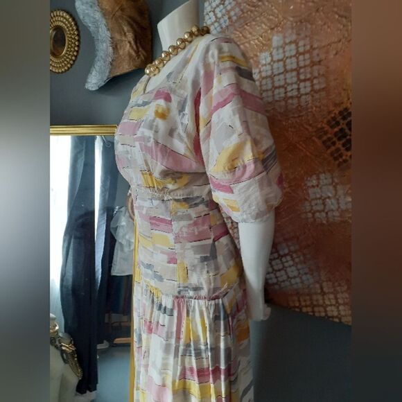 Moon River Viscose Blend Voluminous Maxi Dress - Picture 11 of 16